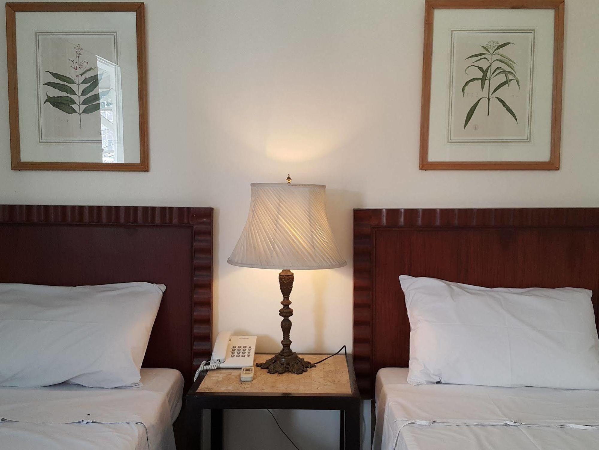 Charming La Casita Mercedes, 5Br And 5Tb For Family And Friends Staycation Makati City Екстериор снимка