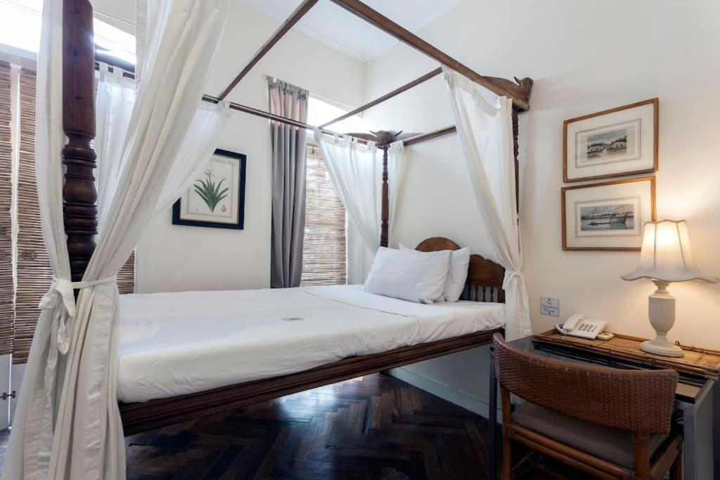 Charming La Casita Mercedes, 5Br And 5Tb For Family And Friends Staycation Makati City Екстериор снимка