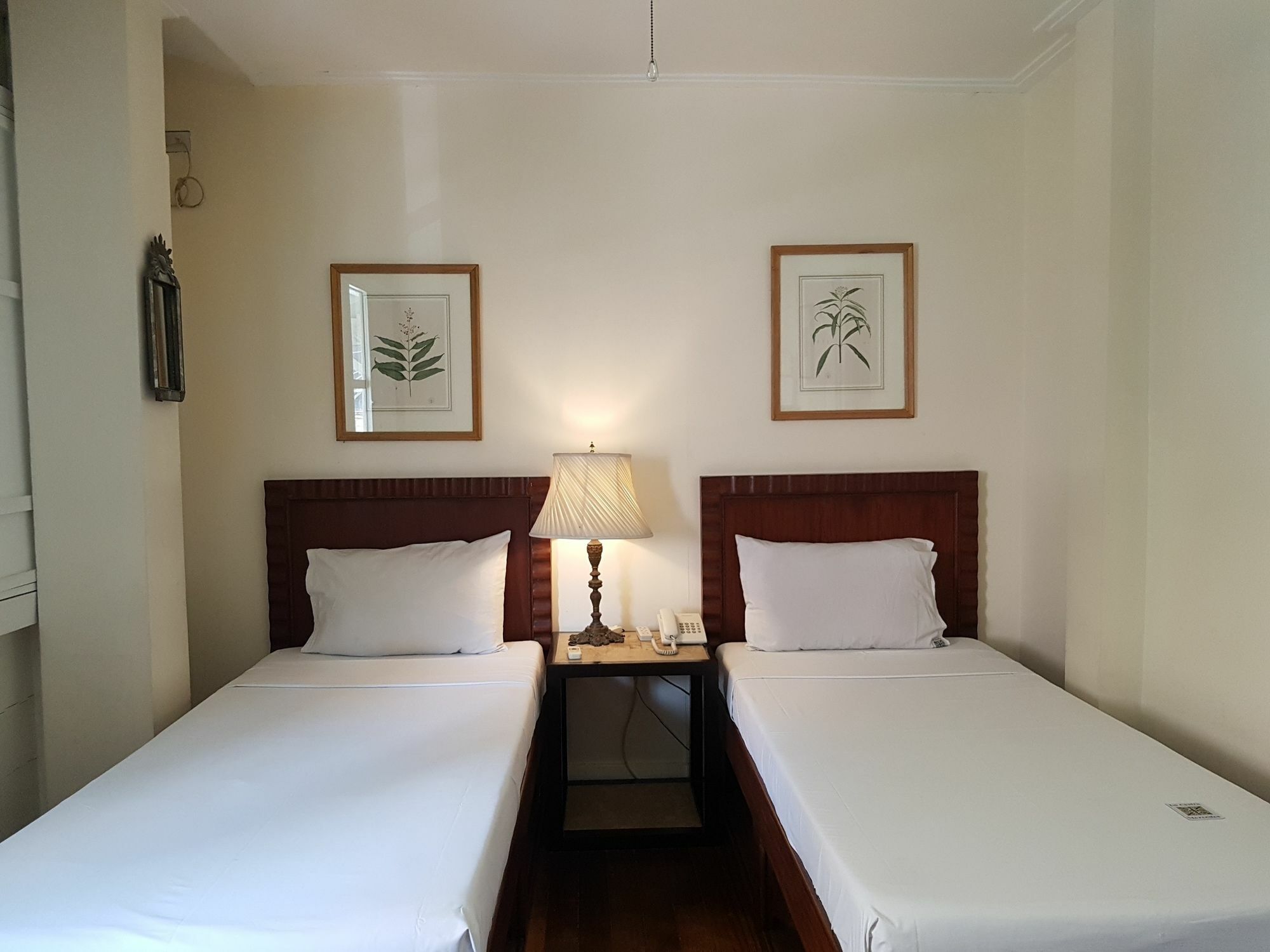 Charming La Casita Mercedes, 5Br And 5Tb For Family And Friends Staycation Makati City Екстериор снимка